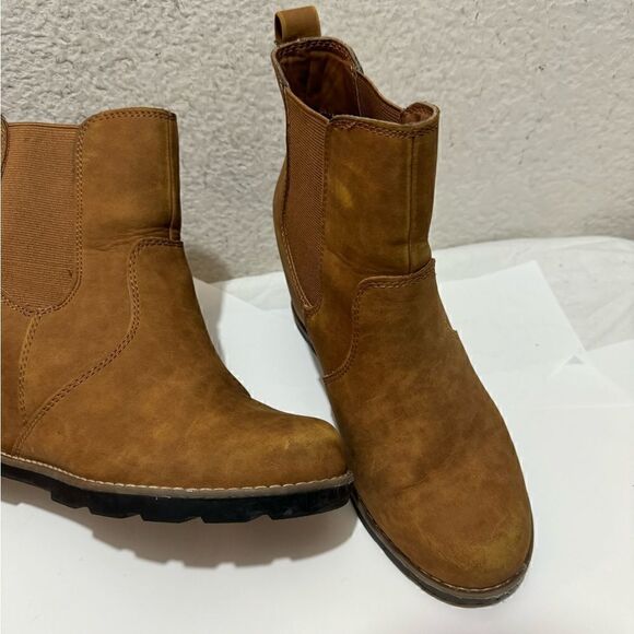 Universal Thread wedge boot tan size 7 - Picture 4 of 8